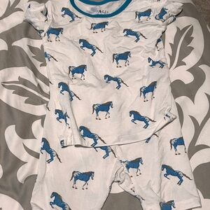 Kyte kids' White and Blue Horse Print Pajama Set
